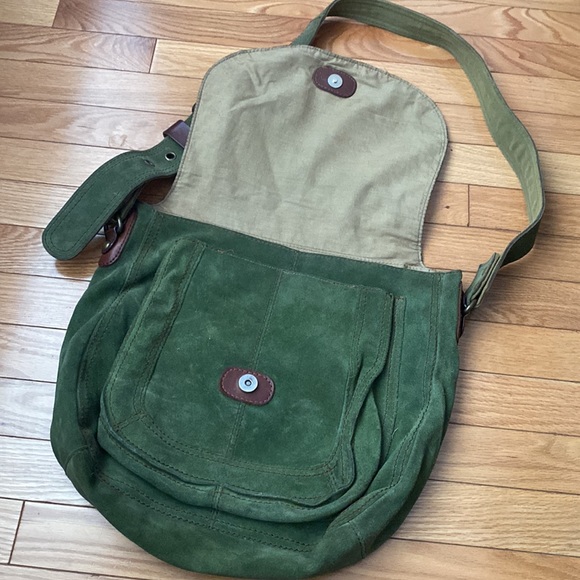 Lucky brand Vintage inspired green suede leather bag ! - Picture 2 of 5